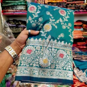 ইন্ডিয়ান এক্সক্লুসিভ ডিজাইন শাড়ি